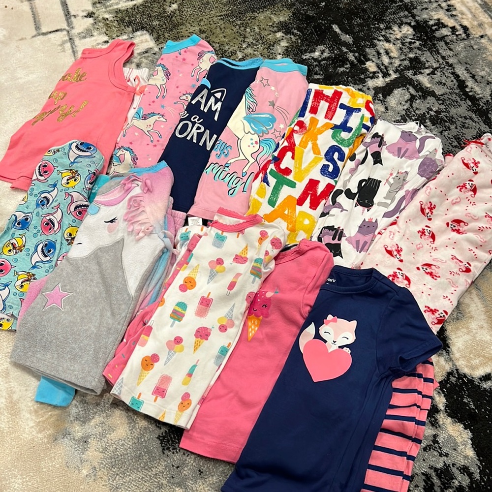 Toddler pajama lot 3t